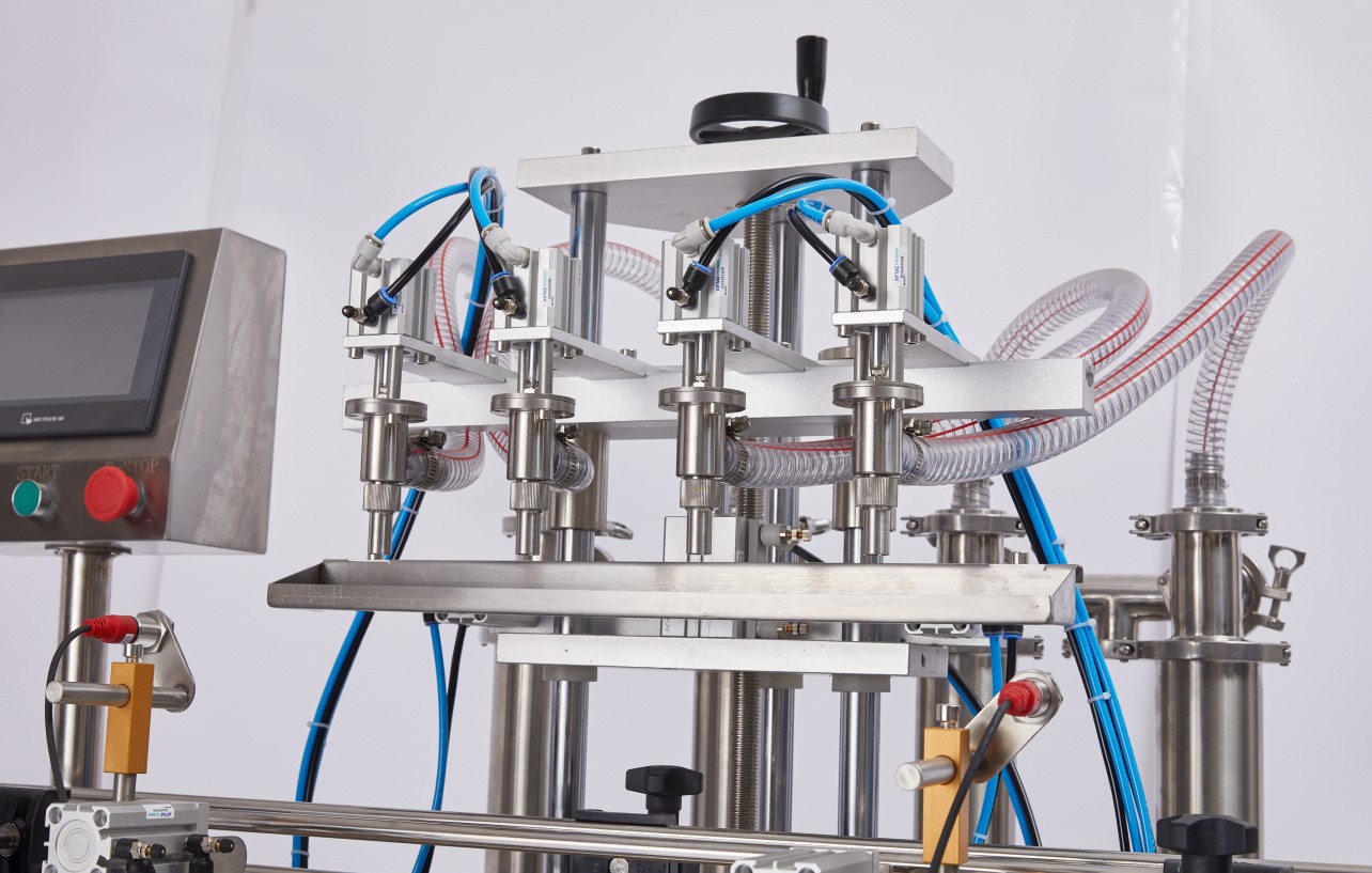 Automatic 4 Nozzle Bottle Filling Machine